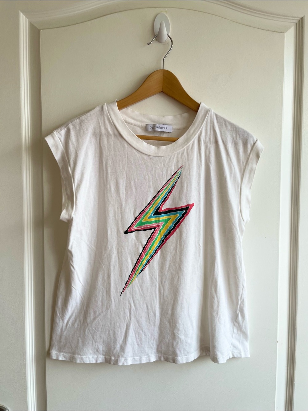 DAYDREAMER Lightening Bolt Tshirt ‘Make Dreams Not War’ Size S Muscle Tee